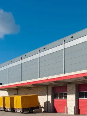 Warehouses & Logistics Facilities Doors